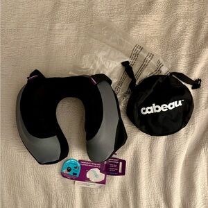 NWT Cabeau Evolution S3 Travel Neck Pillow
